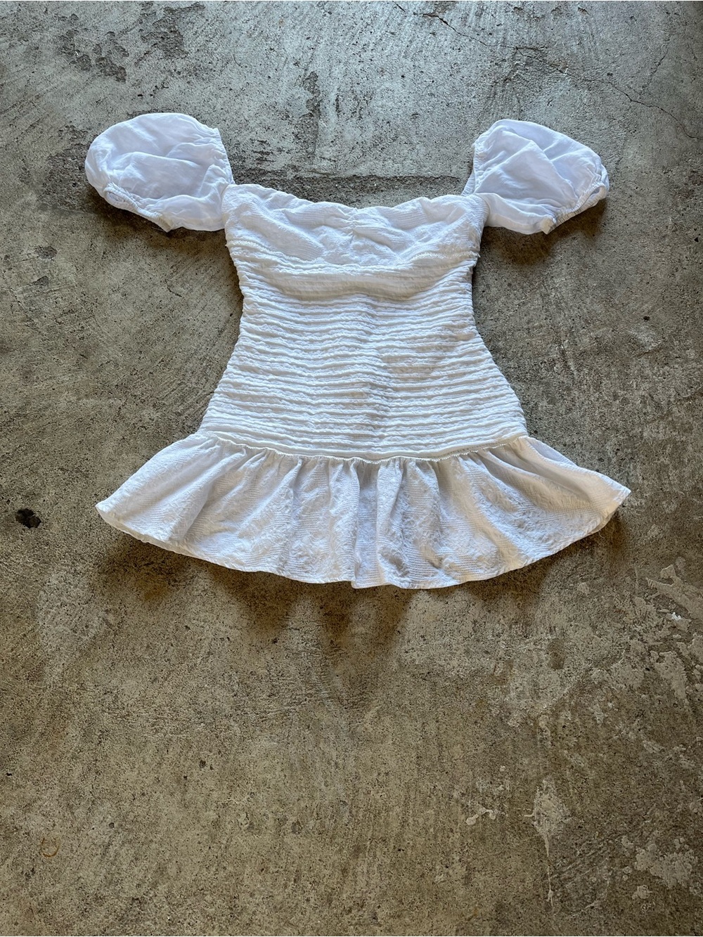 Hello Molly White Puff-Sleeve Ruffle Hem Dress